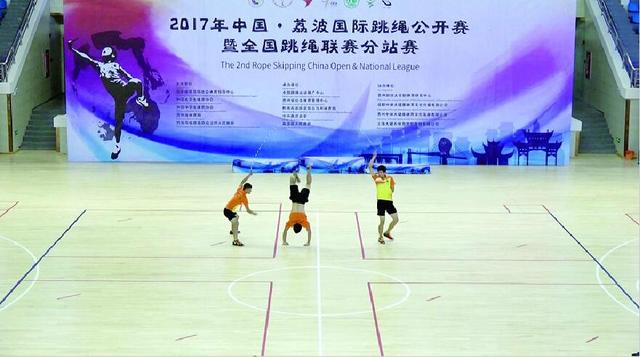  亚特兰大团队配合默契主场大胜弱旅取三分